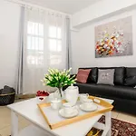 Elegant Apartment Sibenik Center With Balcony & Private Parking *