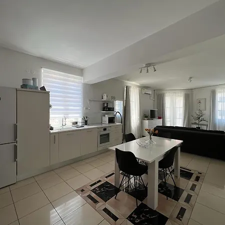 Elegant Apartment Sibenik Center With Balcony & Private Parking *