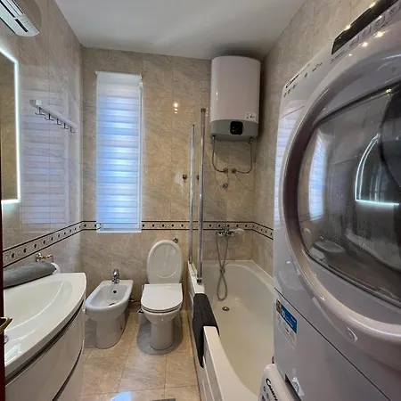 Bella Upscale - Premium Center & Free Private Parking Διαμέρισμα Σίμπενικ