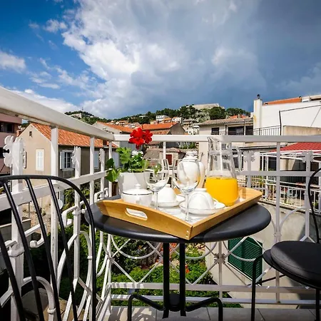 Lejlighed Elegant Apartment Sibenik Center With Balcony & Private Parking