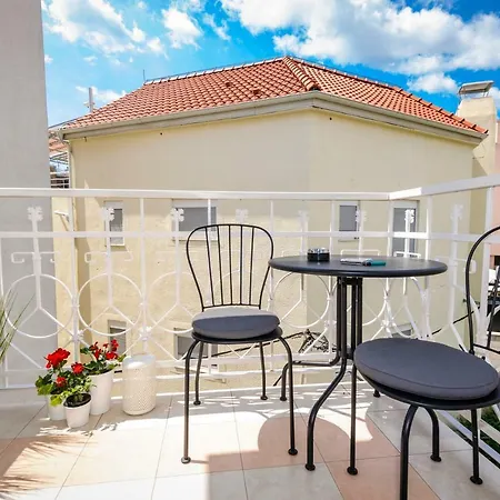 Elegant Apartment Sibenik Center With Balcony & Private Parking * Šibenik