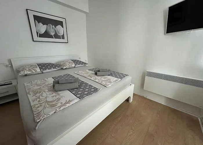 Apartament Bella Upscale - Premium Center & Free Private Parking