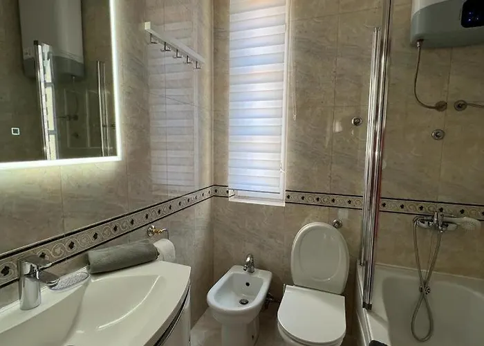 Apartament Bella Upscale - Premium Center & Free Private Parking *