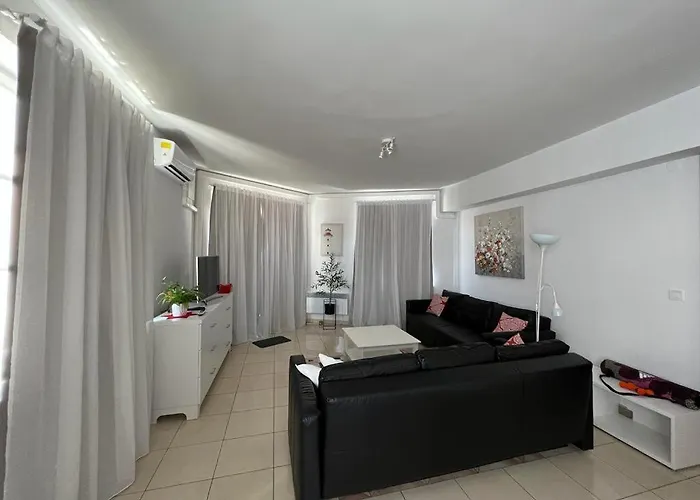 Bella Upscale - Premium Center & Free Private Parking * Szybenik